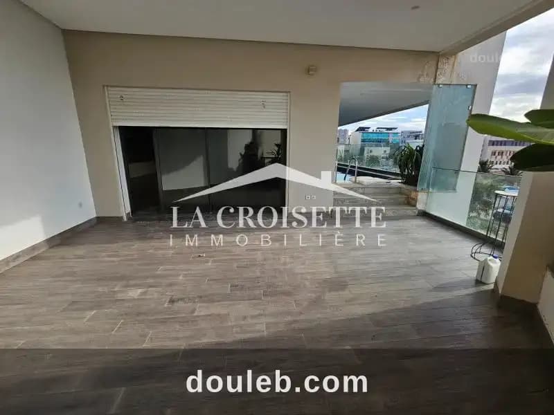 Penthouse s3 avec piscine au lac2 zpl0004 - Miniature 2