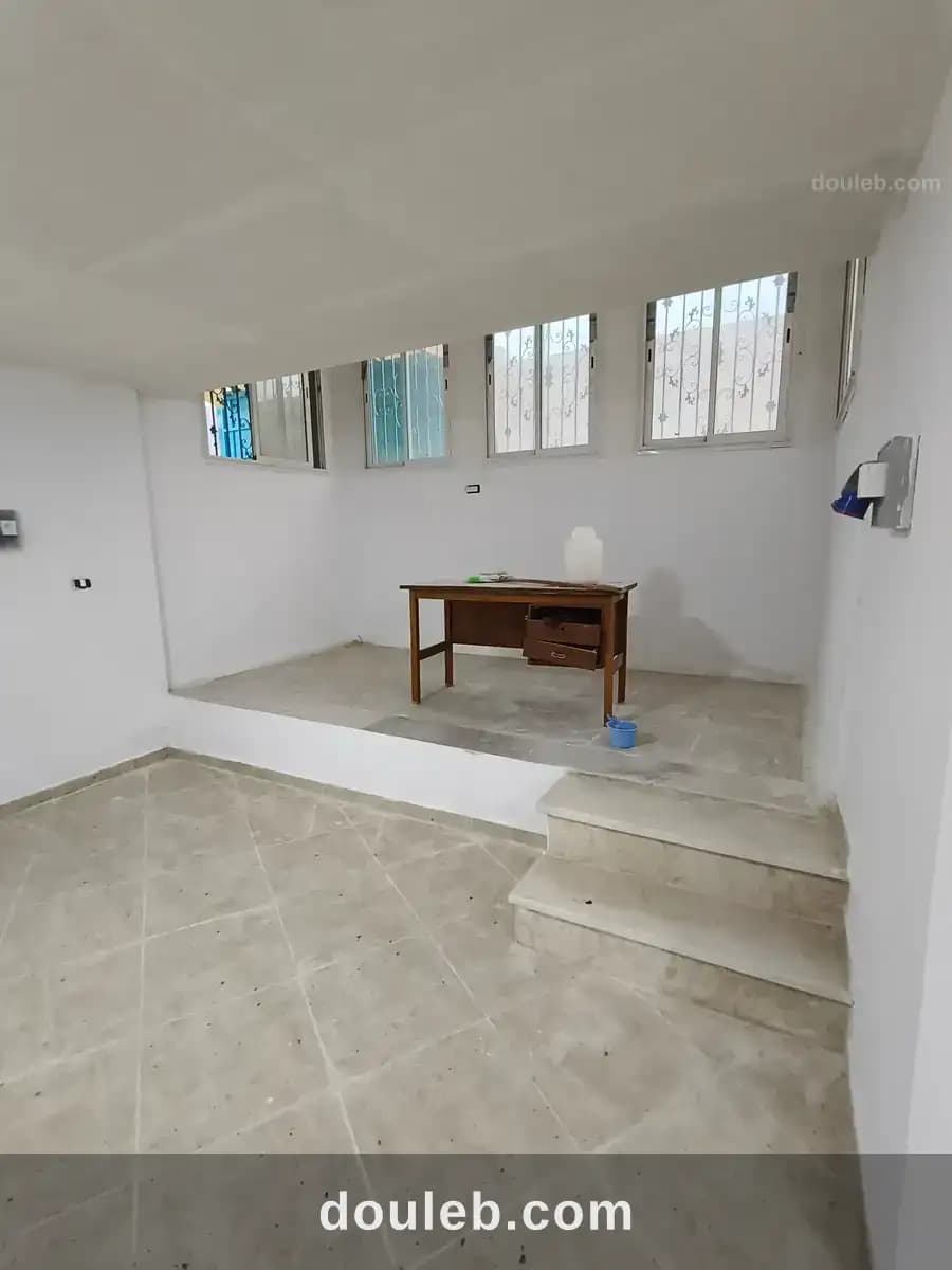 Garage atelier 200 m2 idéal pour projet - Miniature 2