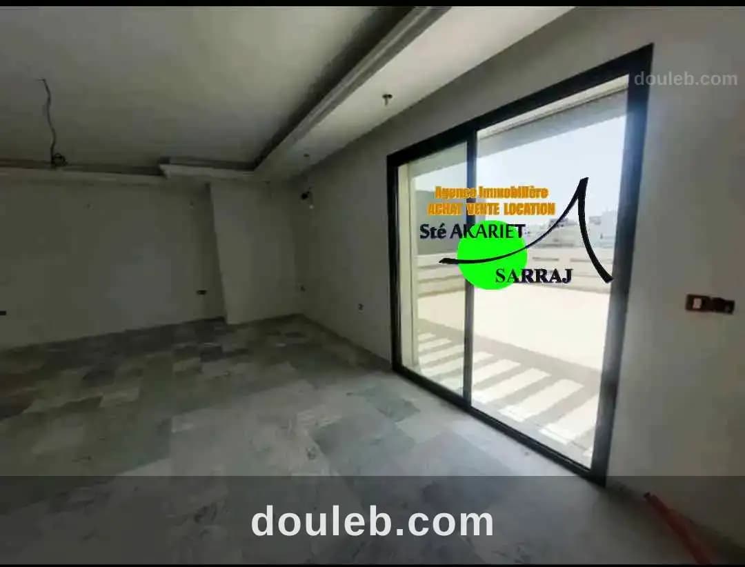 Villa style triplex en cours de finitions à khzema - Miniature 5