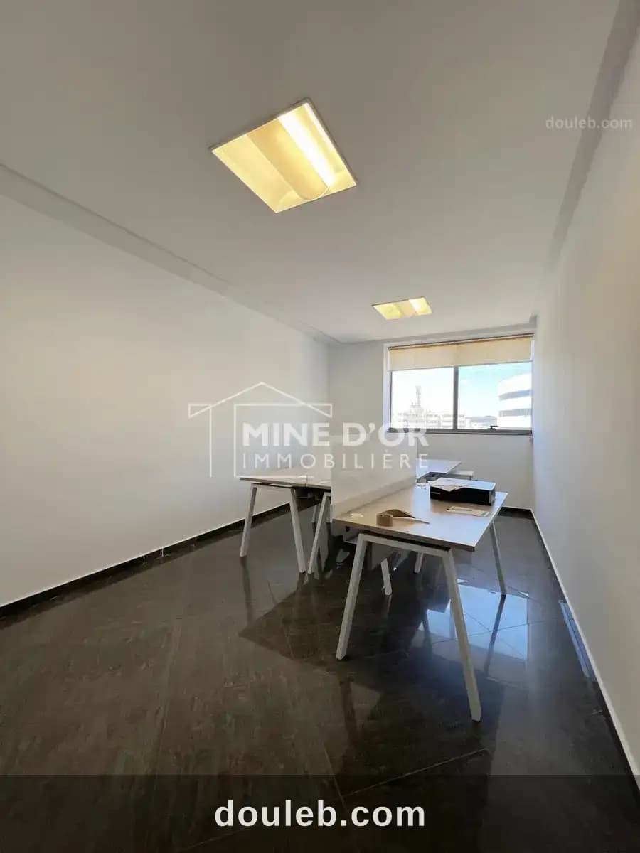 Al bureau en 5 espaces haut standing - Miniature 5