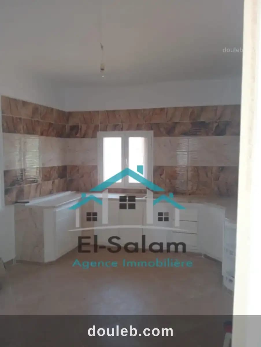 Maison situ a azour 500m2 - Miniature 2