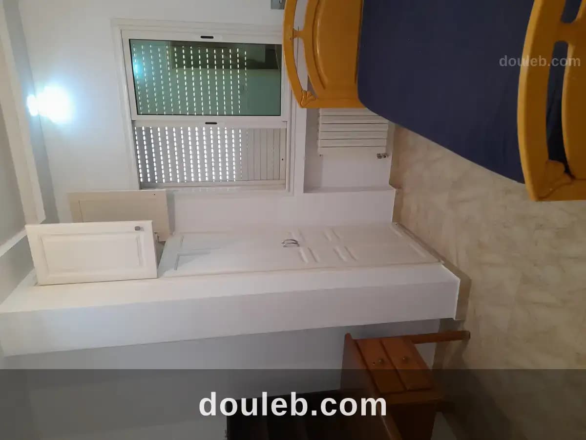 Une chambre individuelle dans un appartement à Ben Arous