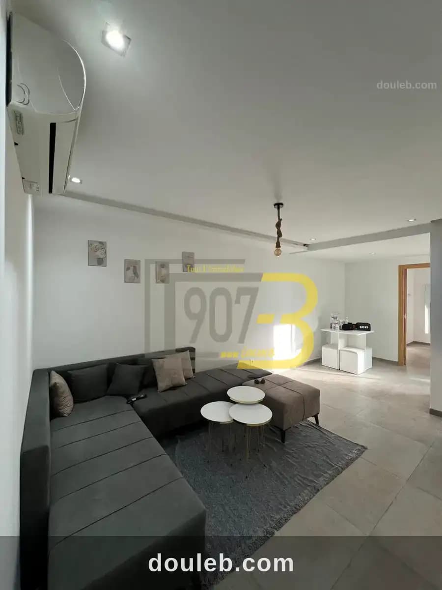 Un très bel appartement s1 meublé à cité ennasr - Miniature 4