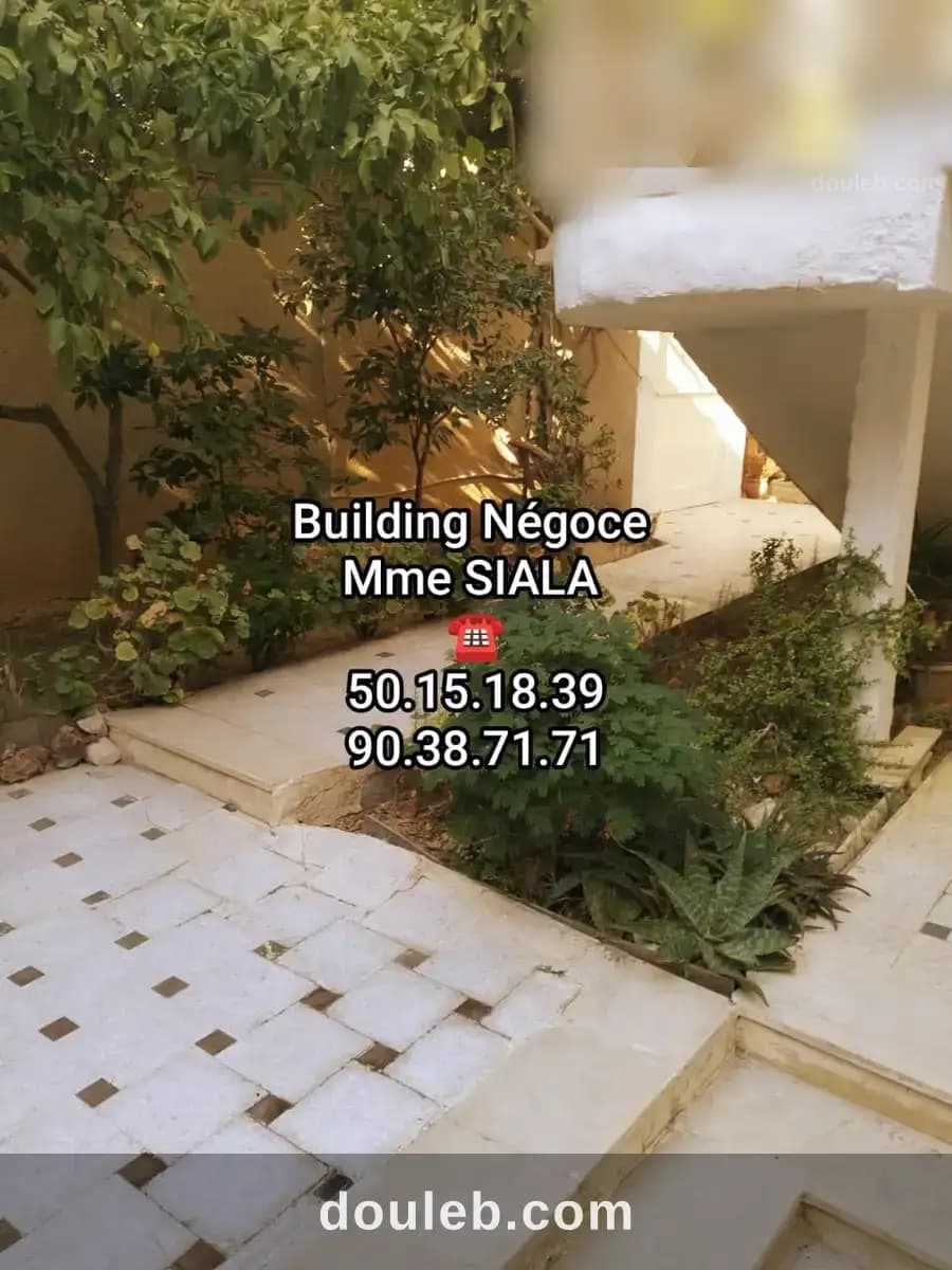 Riadh el andalous spacieux rdj villa s2 à Ariana