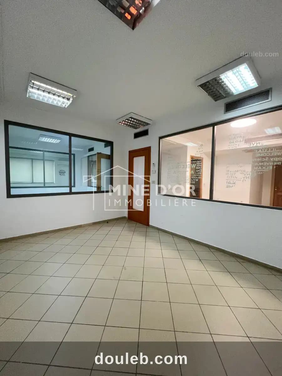 Al bureau neuf en 4 espaces au centre urbain nord - Miniature 3