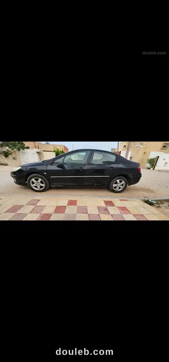 Peugeot 407 - Miniature 4