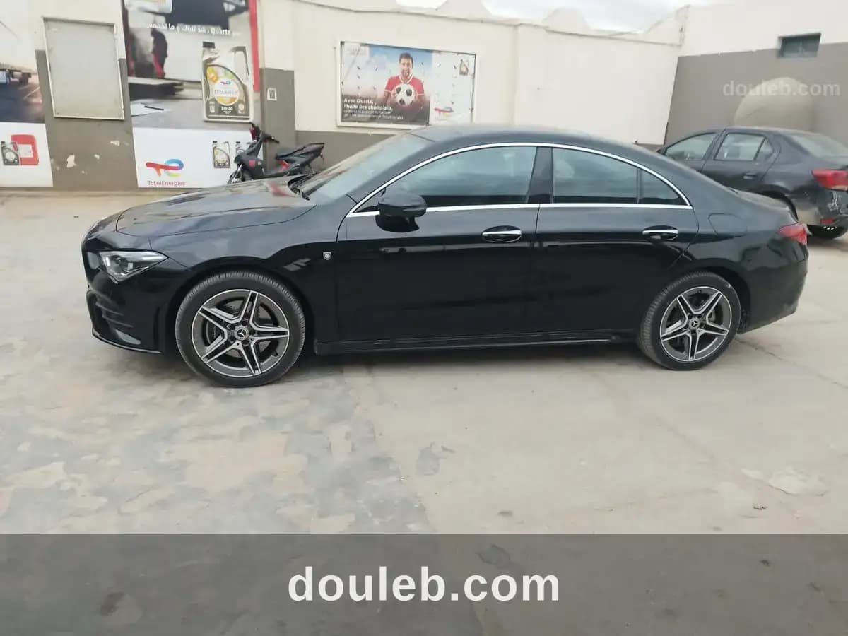 Mercedes benz cla e amg line 8g dct toute options - Miniature 4