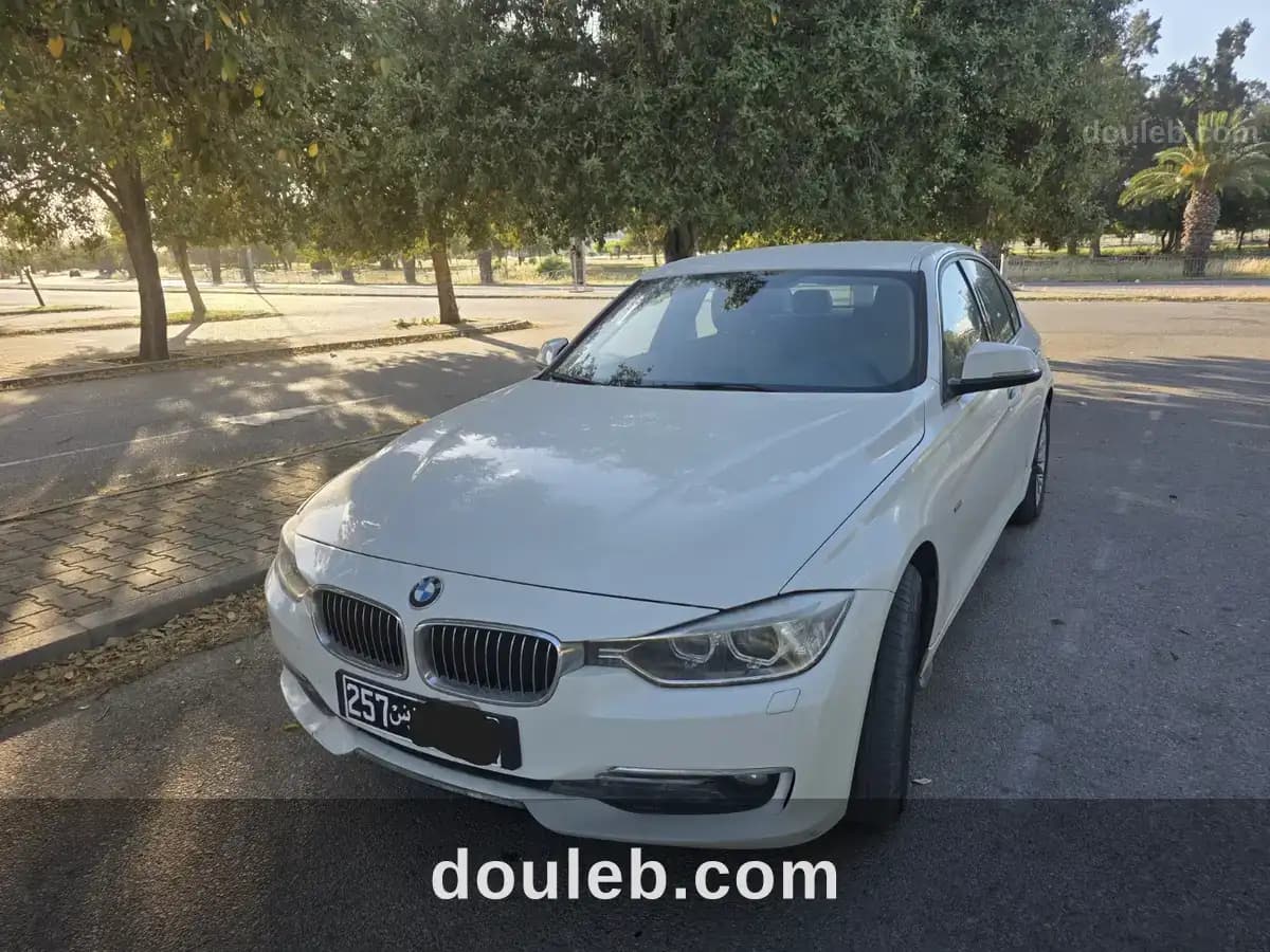 Bmw 316i f30 luxury line à Tunis