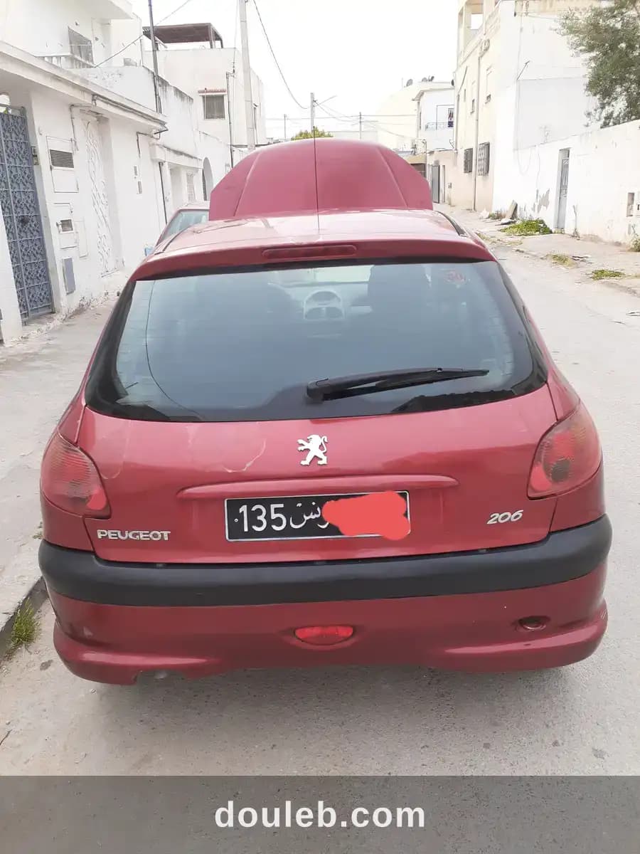 Peugeot 206 à Tunis