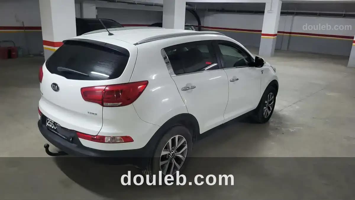 Kia sportage - Miniature 3