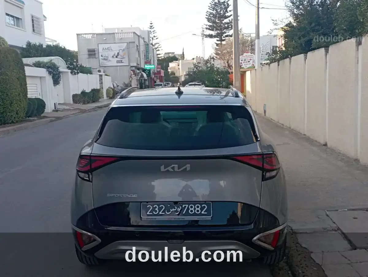 Kia sportage - Miniature 3