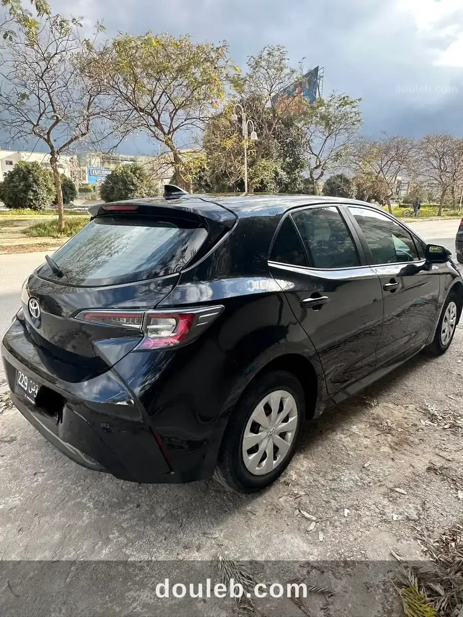Toyota corolla 2022 bva 65 000 km - Miniature 3
