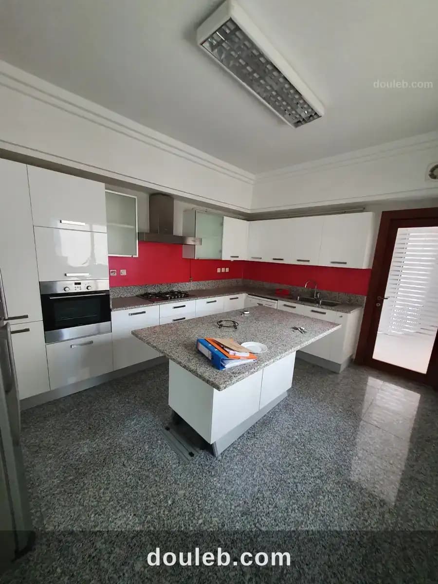Lac2 grand apparemment 205m2 - Miniature 2