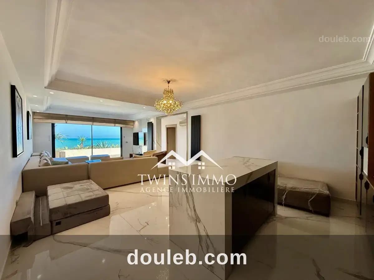 Luxueux appartement s3 meublé front mer - Miniature 2