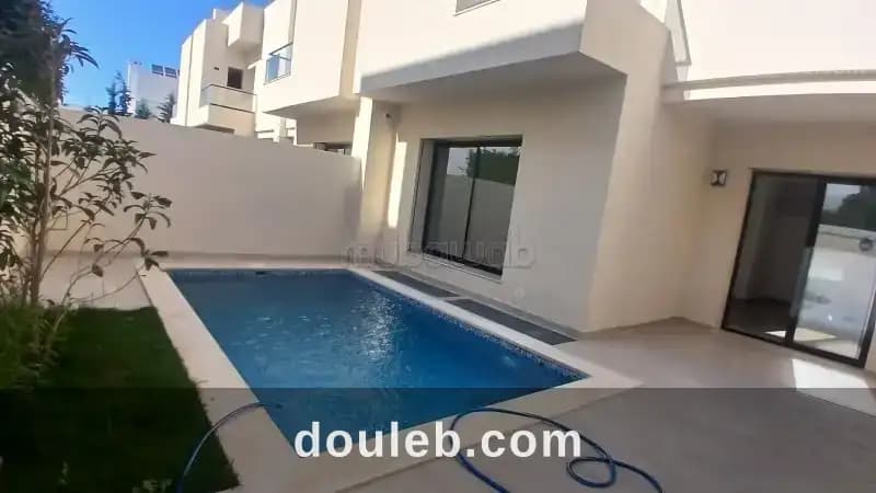 Triplex avec piscine à la gammarth - Miniature 3