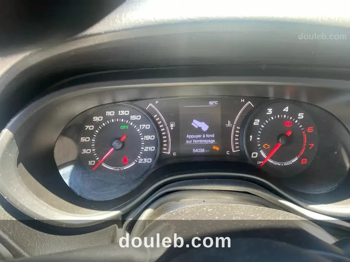 Fiat tipo 2019 - Miniature 4