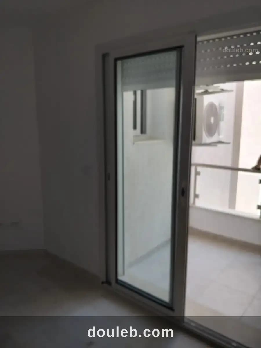 Un magnifique appartement s1 hs à menzah9c - Miniature 3