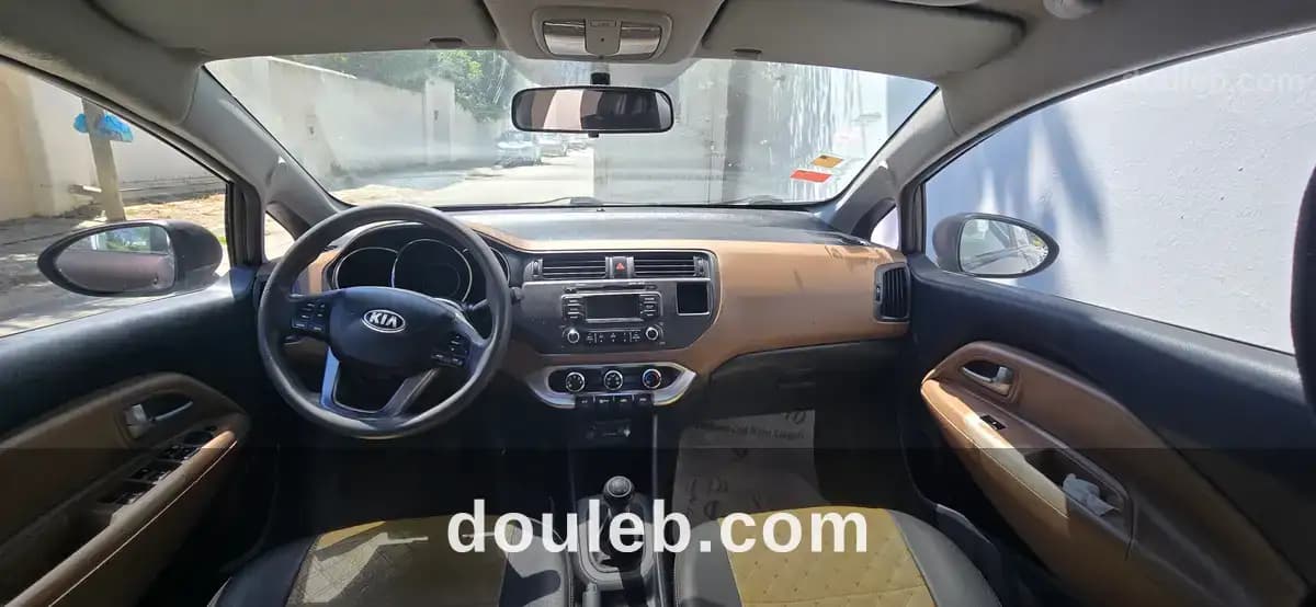 Kia rio modèle 2014 - Miniature 4
