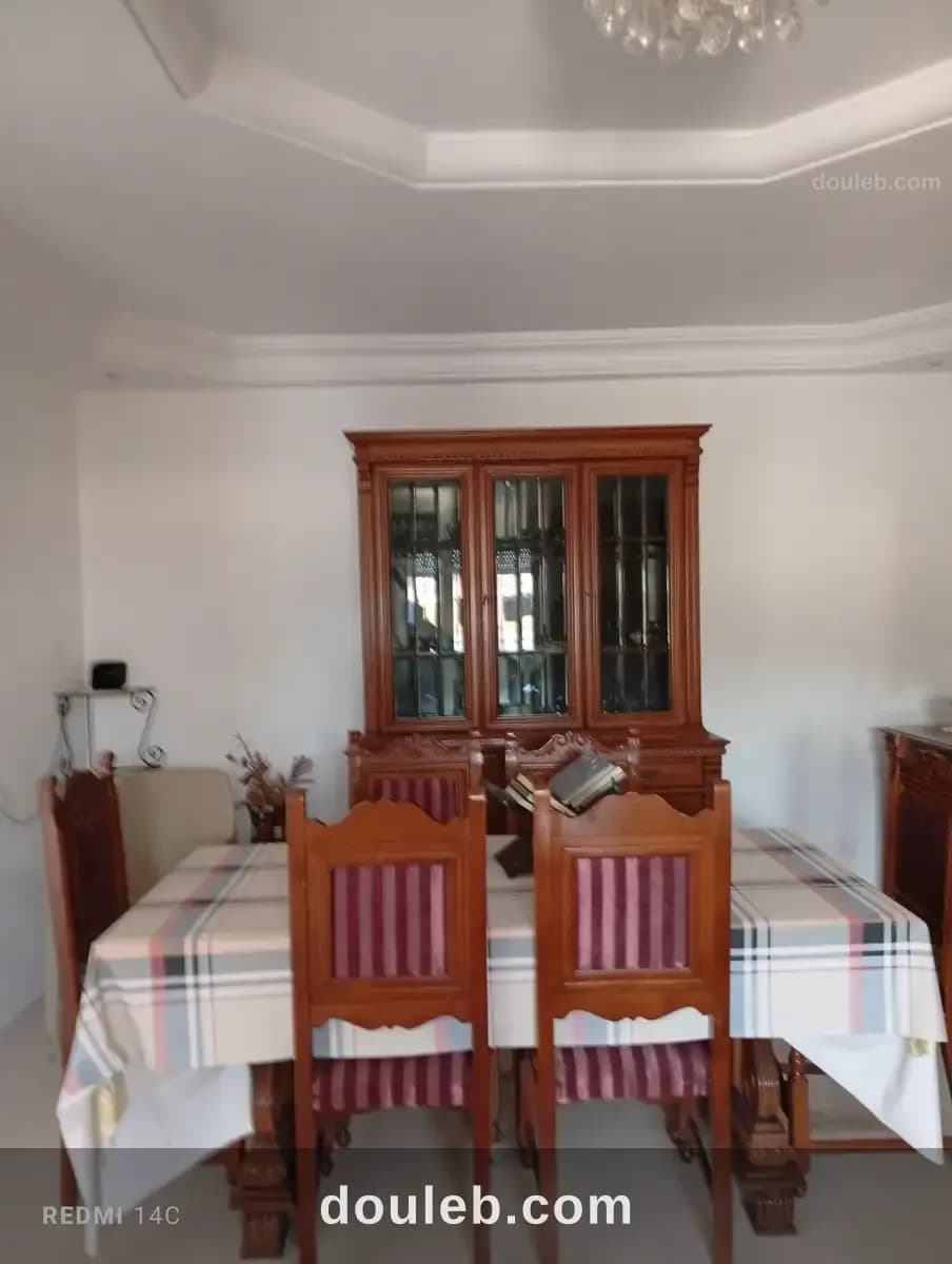 Salle à manger italienne à Ariana