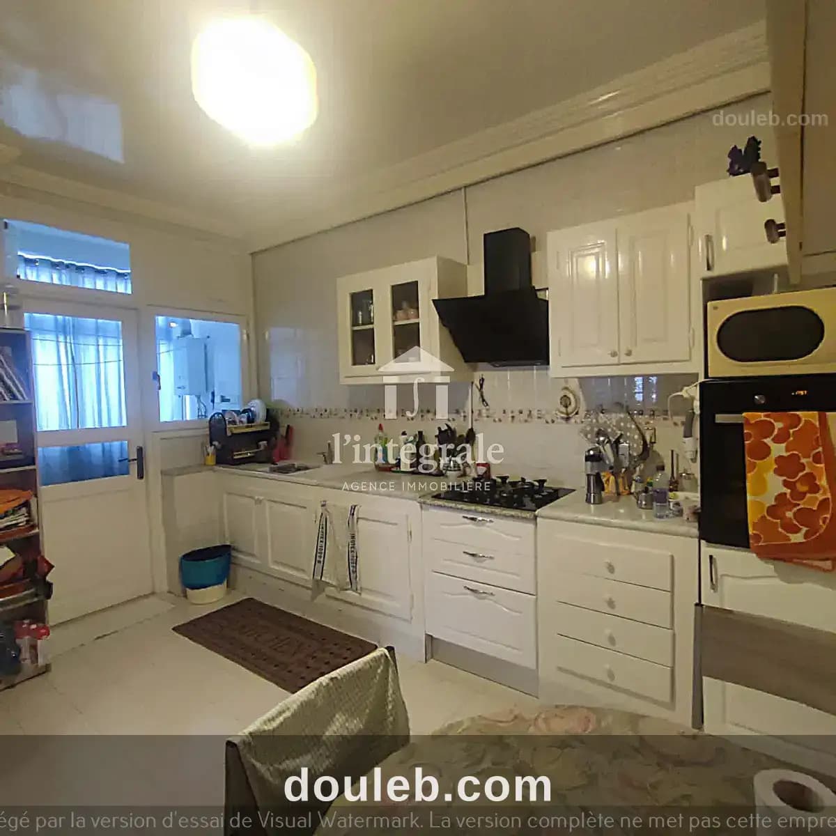 Bel appartement s3 à Ariana