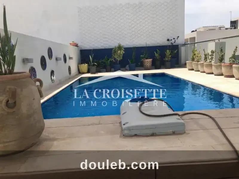 Penthouse meublé s4 avec piscine au lac2 zal0626 à Tunis