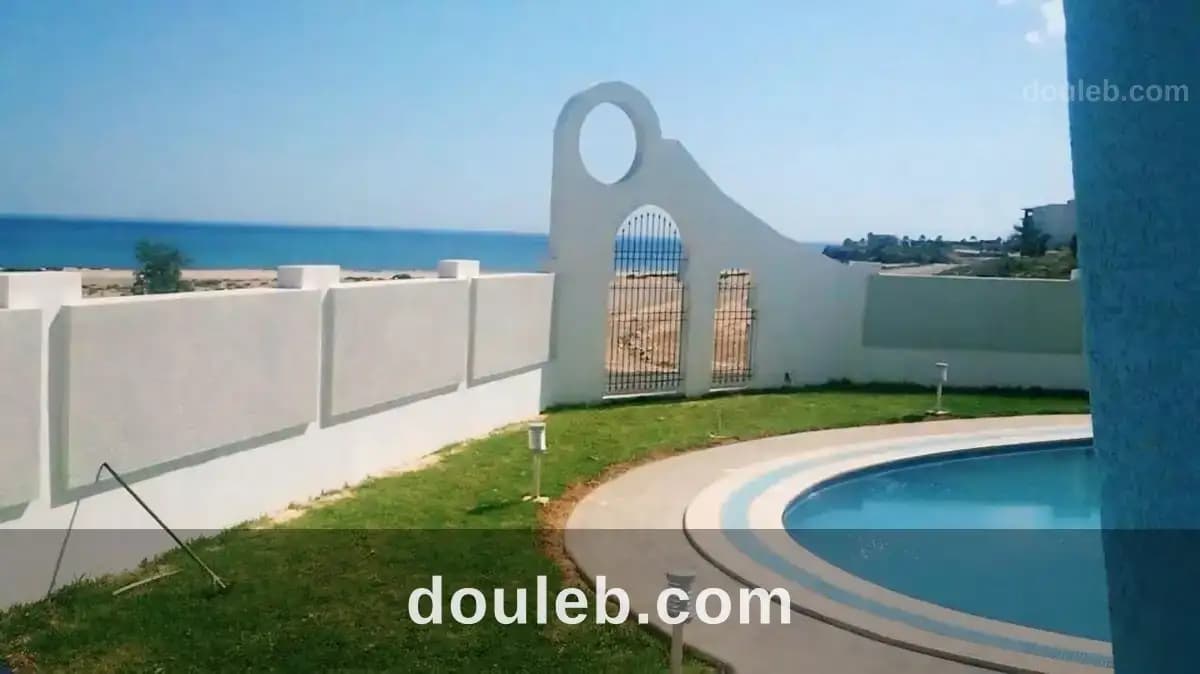 Apprt pieds dns l'eau à Sousse