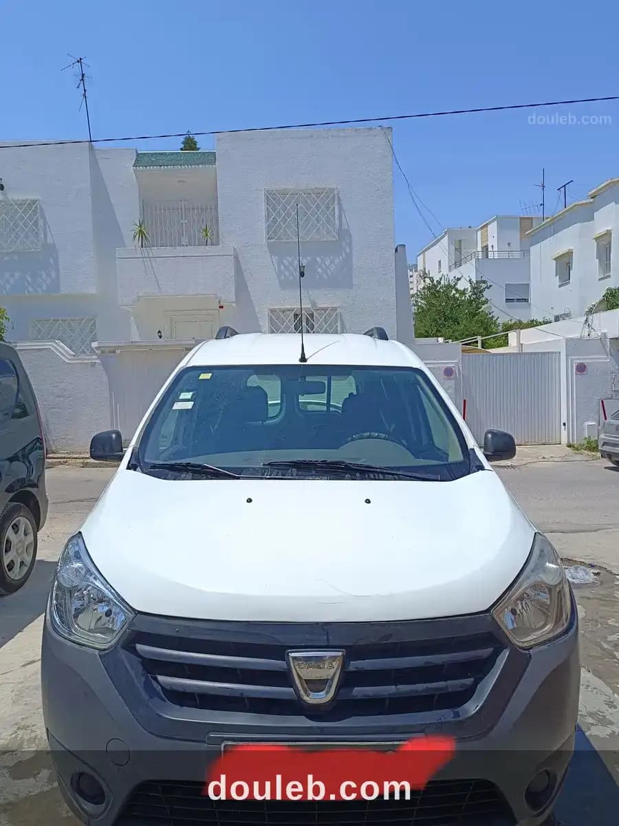 Dacia dokker à Ariana
