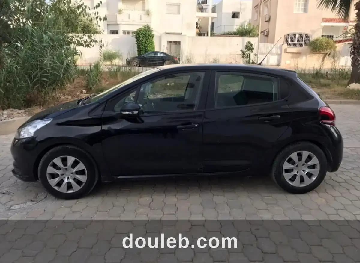 Peugeot 208 à Ariana