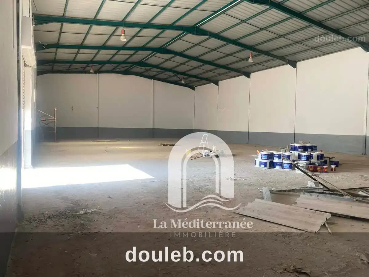 Dépot a zone industrielle mghira à Ben Arous