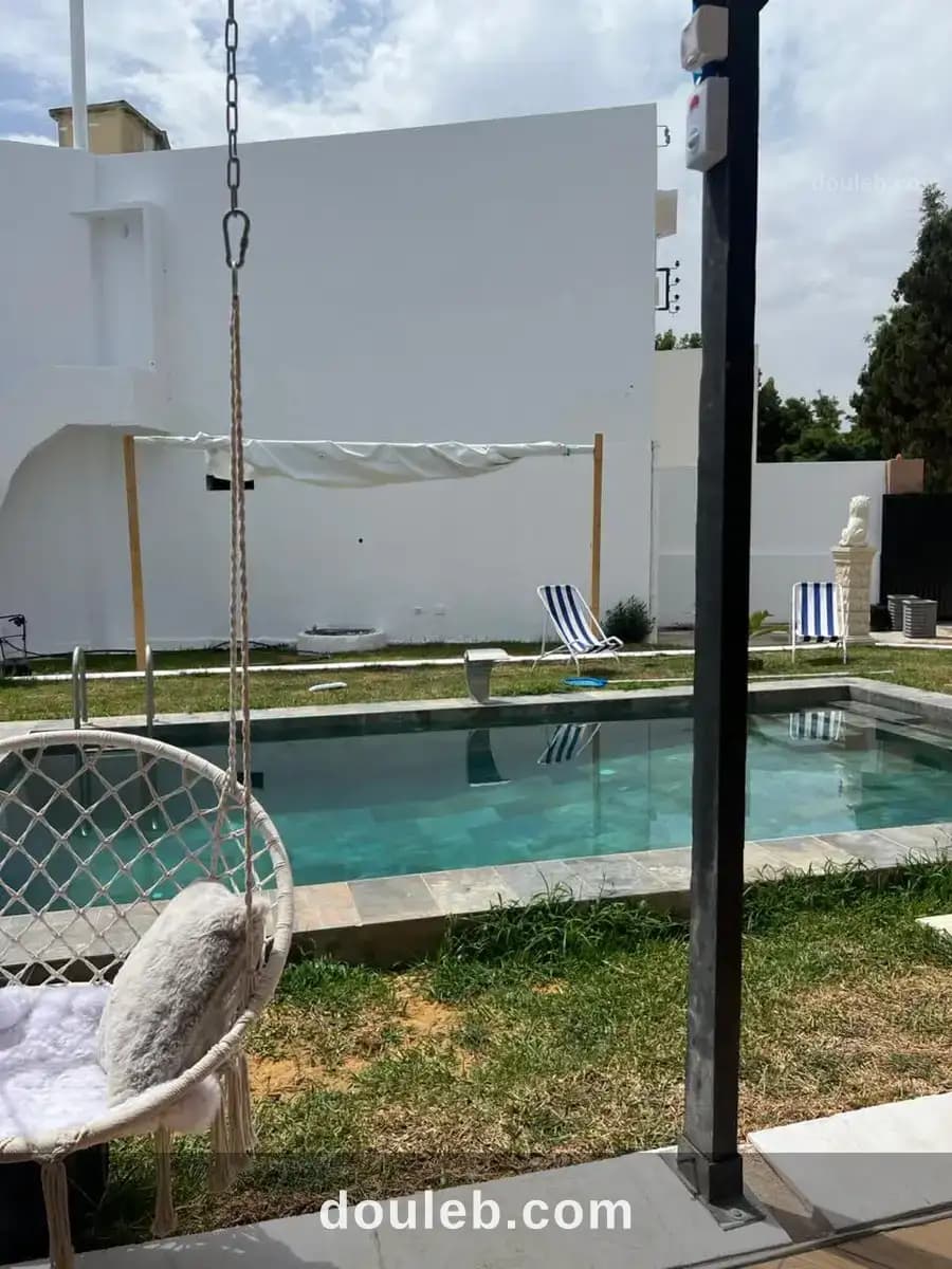 Villa meublé avec piscine à Bizerte
