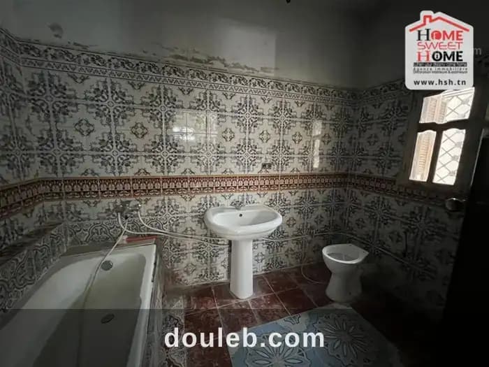 Villa la perla à rades - Miniature 5