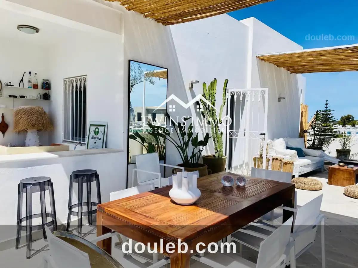 Étage de villa s4 à marsa ennassim à Tunis