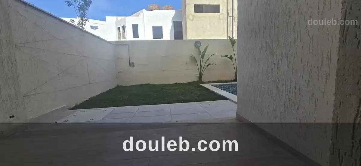 Triplex avec picine à gammarth à Tunis