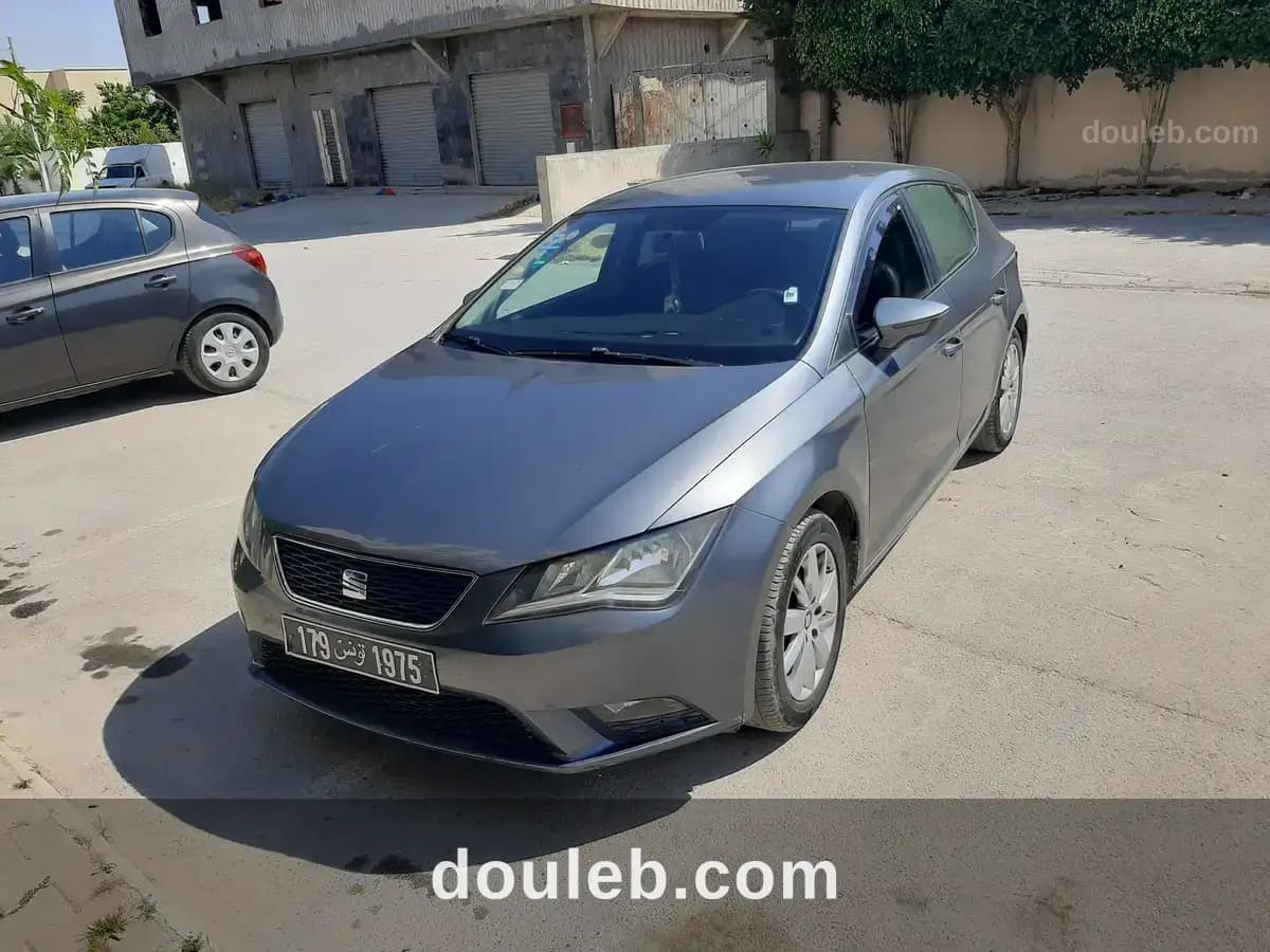 Seat leon 1ère main à Ariana