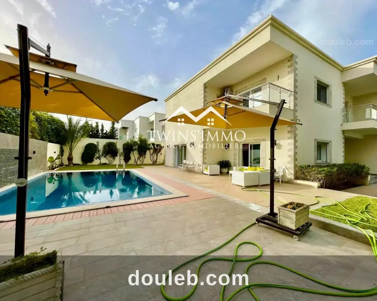 Villa aux berges du lac 2 à Tunis