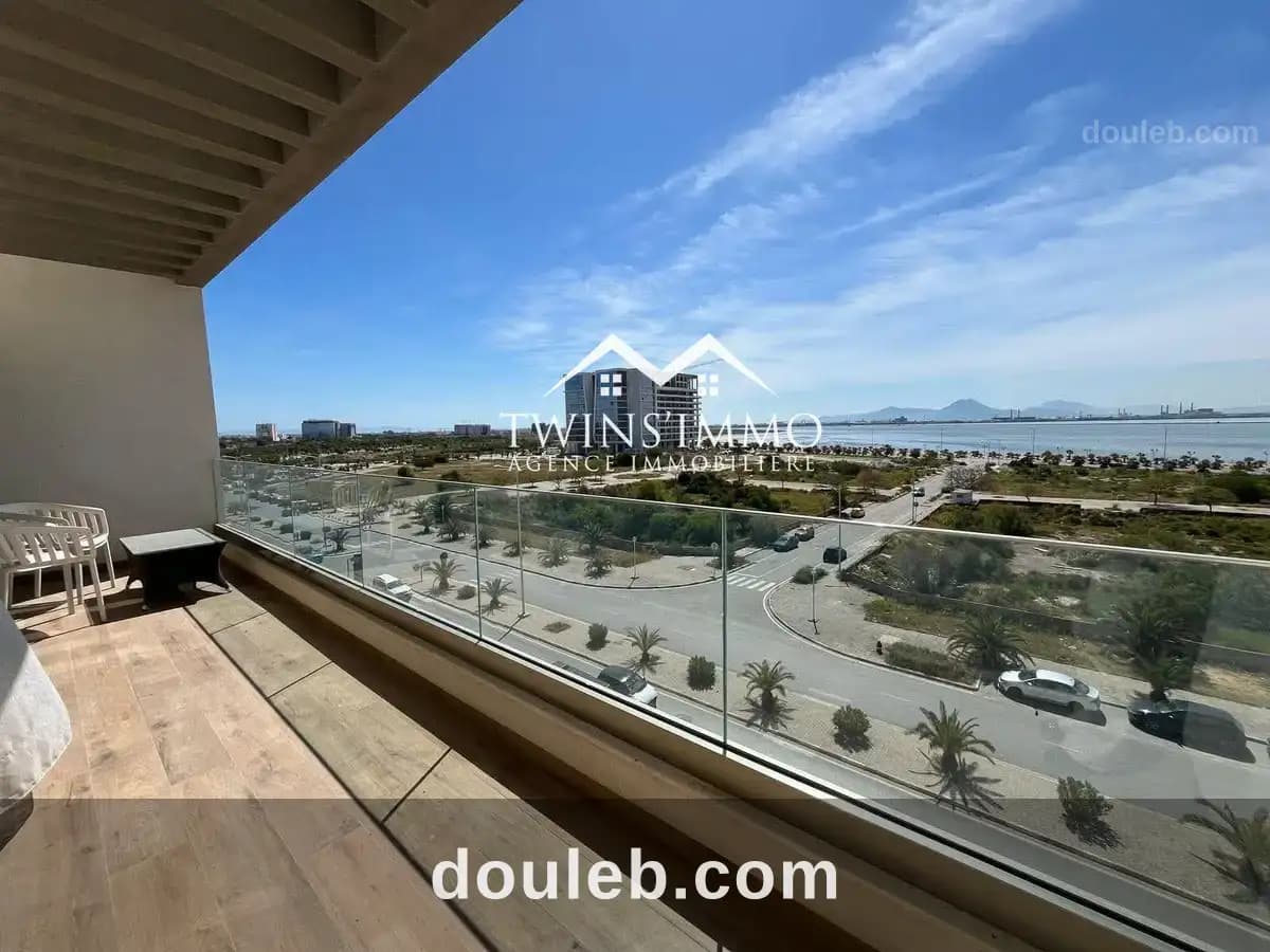 Appartement meublé aux berges du lac 2 vue lac à Tunis
