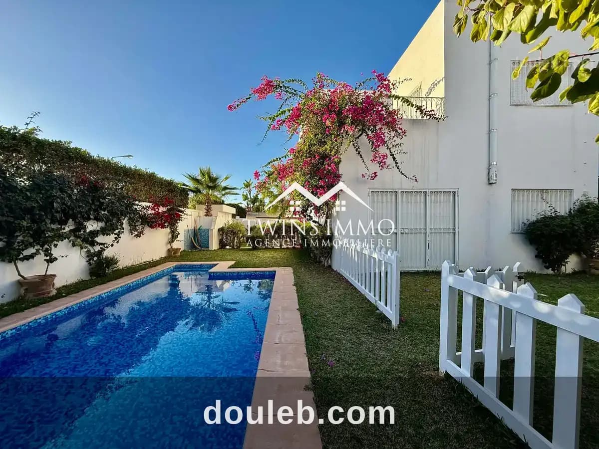 Villa s5 à gammarth touristique à Tunis