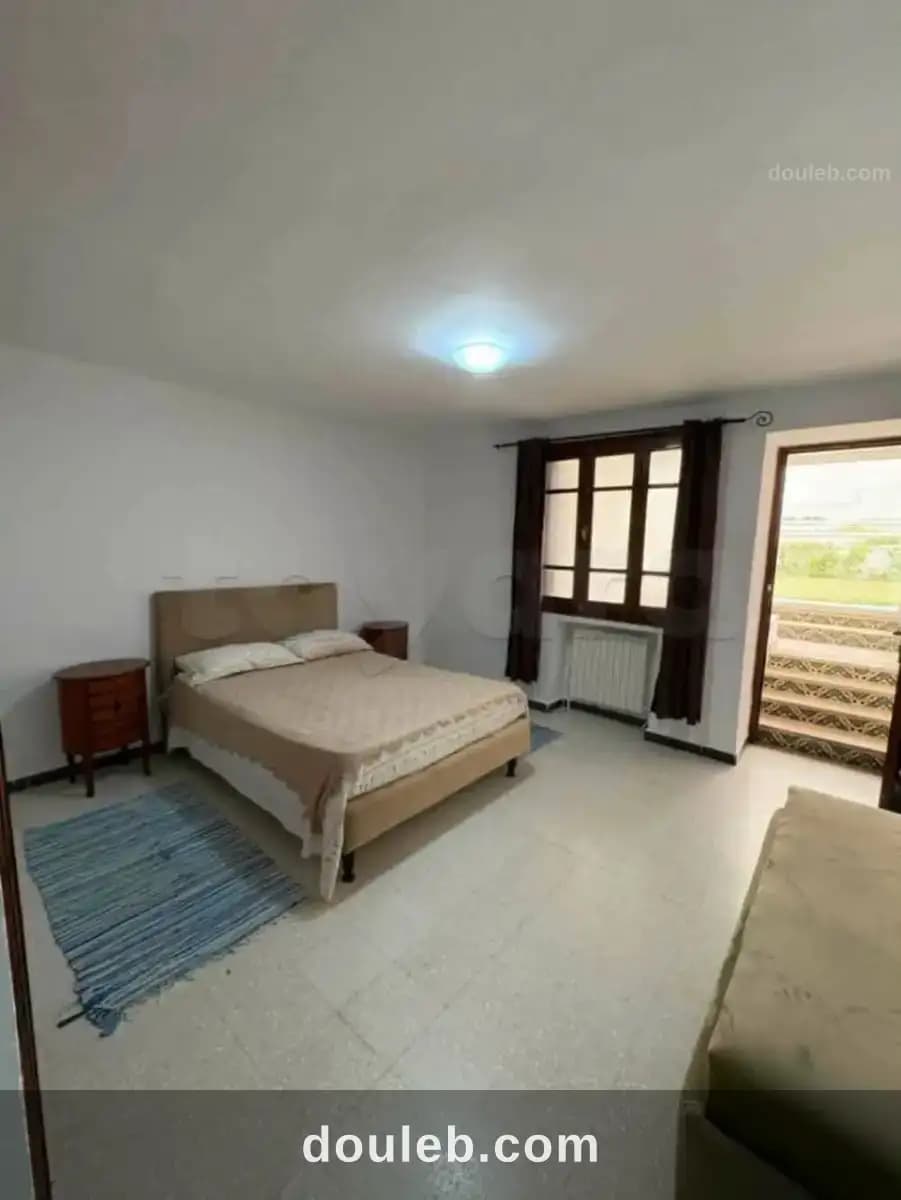 Rdc villa meublé menzah 9 à Tunis