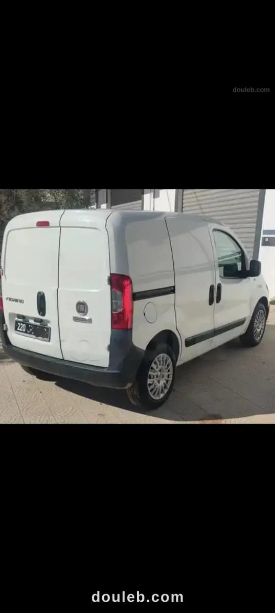 Av très belle fiat fiorino comme neuve - Miniature 5