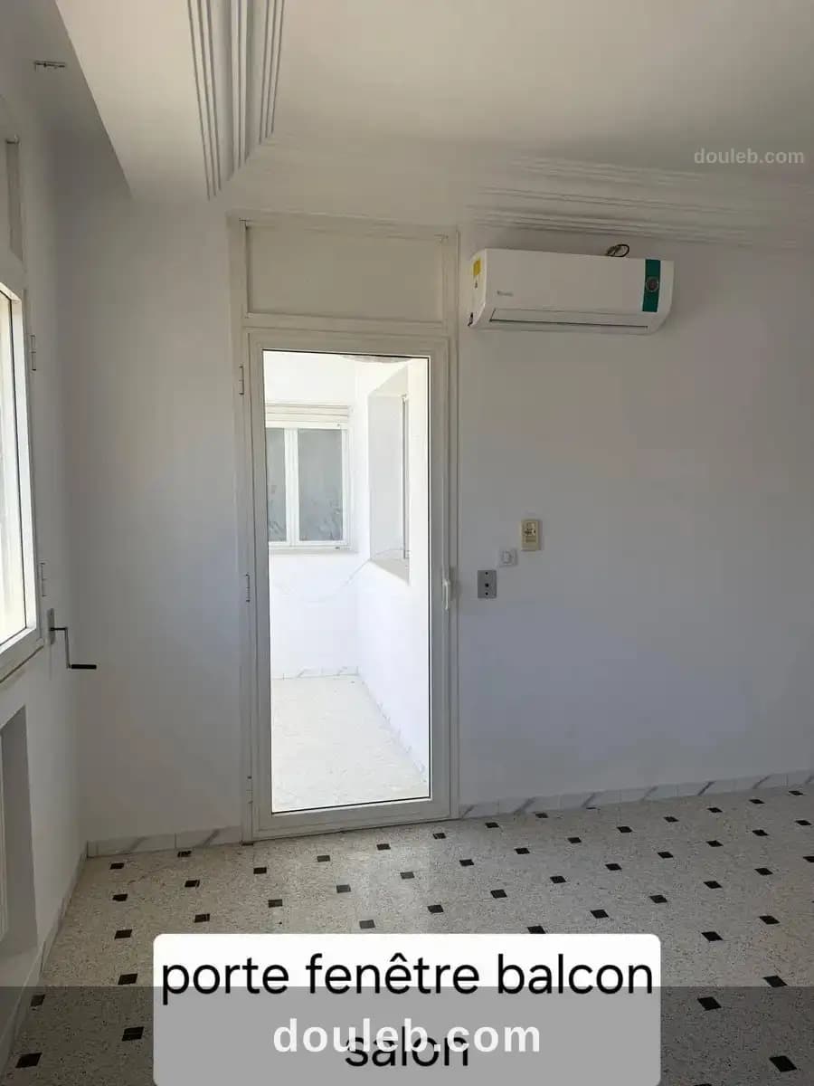 Etage de villa s plus trois - Photo 1
