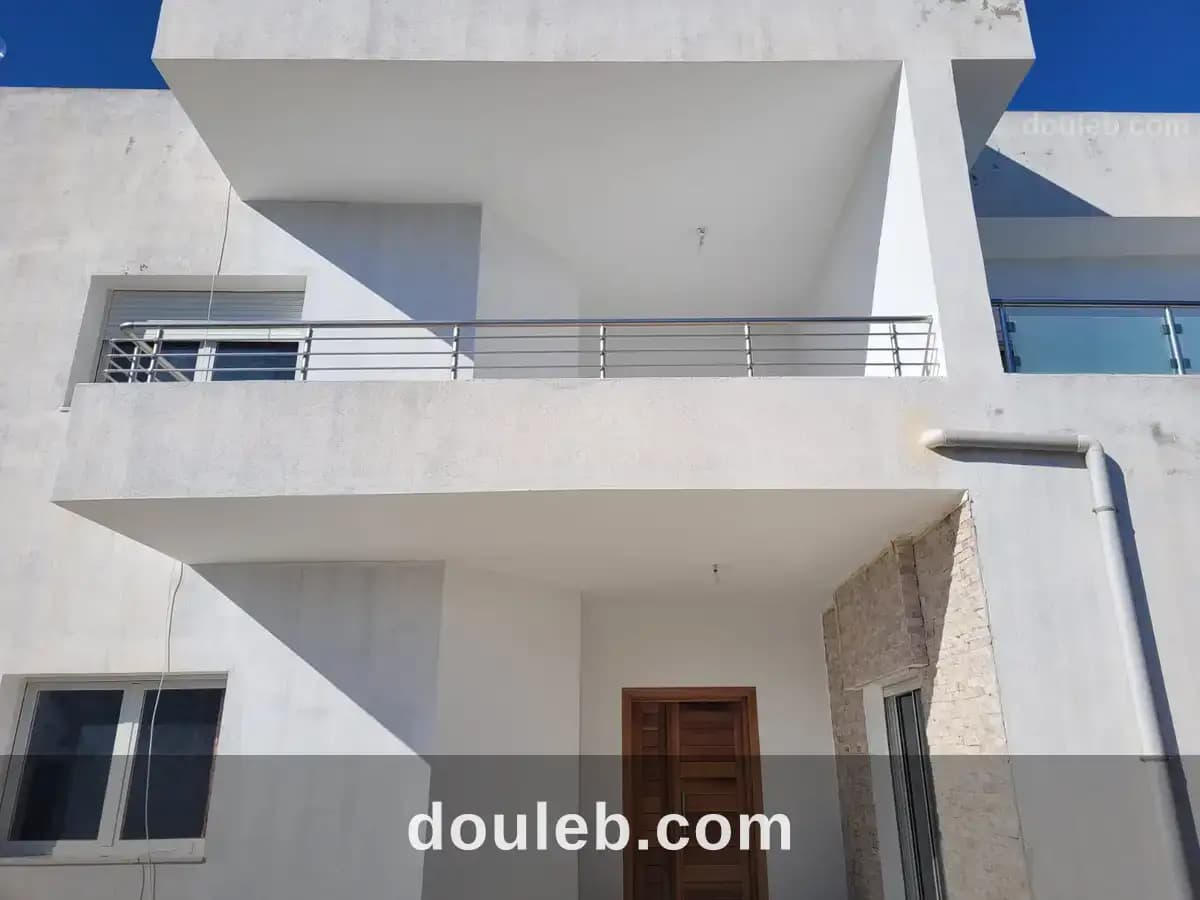 Villa 2 étages el mhedhba - Photo 1