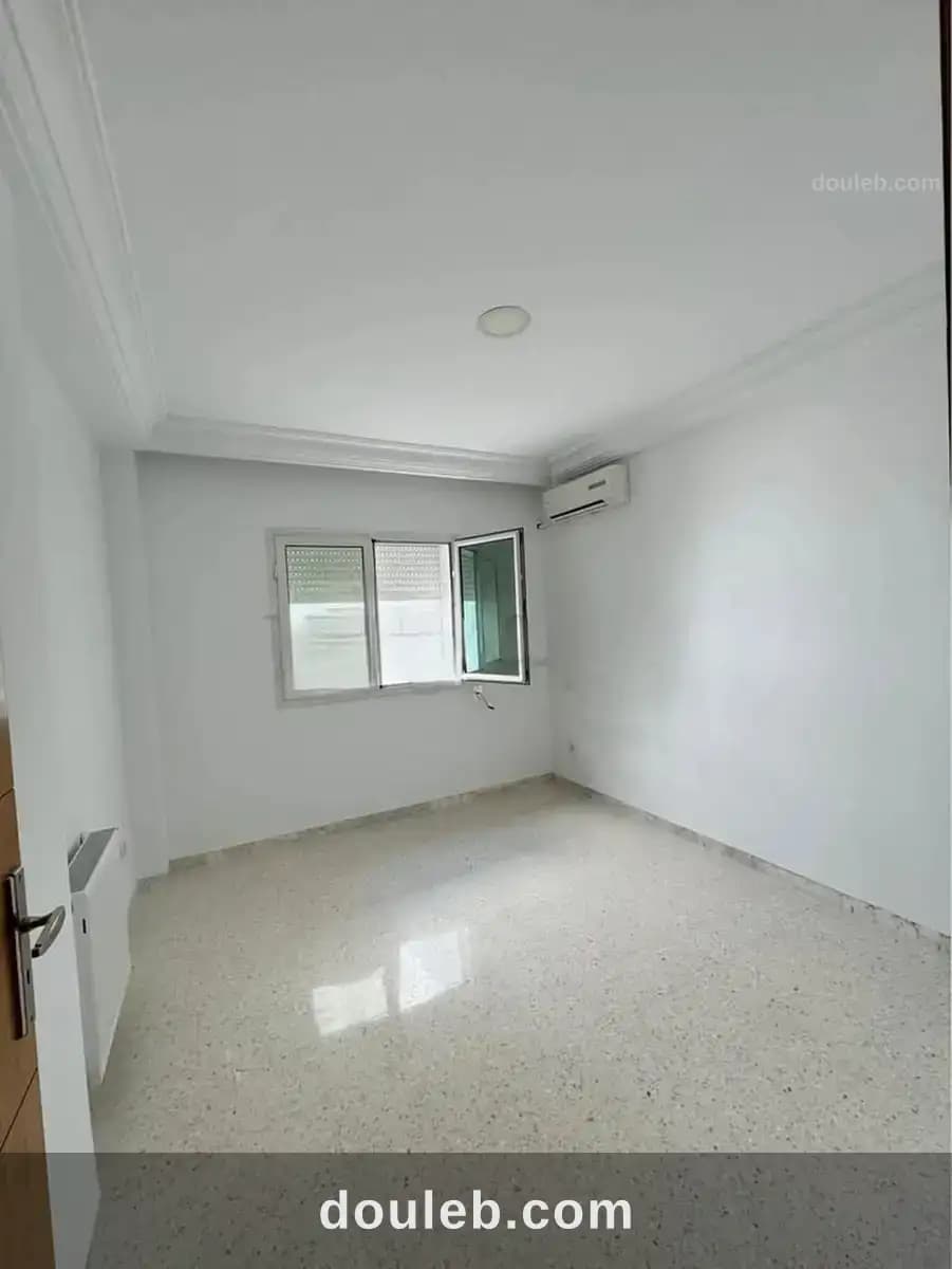 Appartement s1 cité les palmeraies - Miniature 4