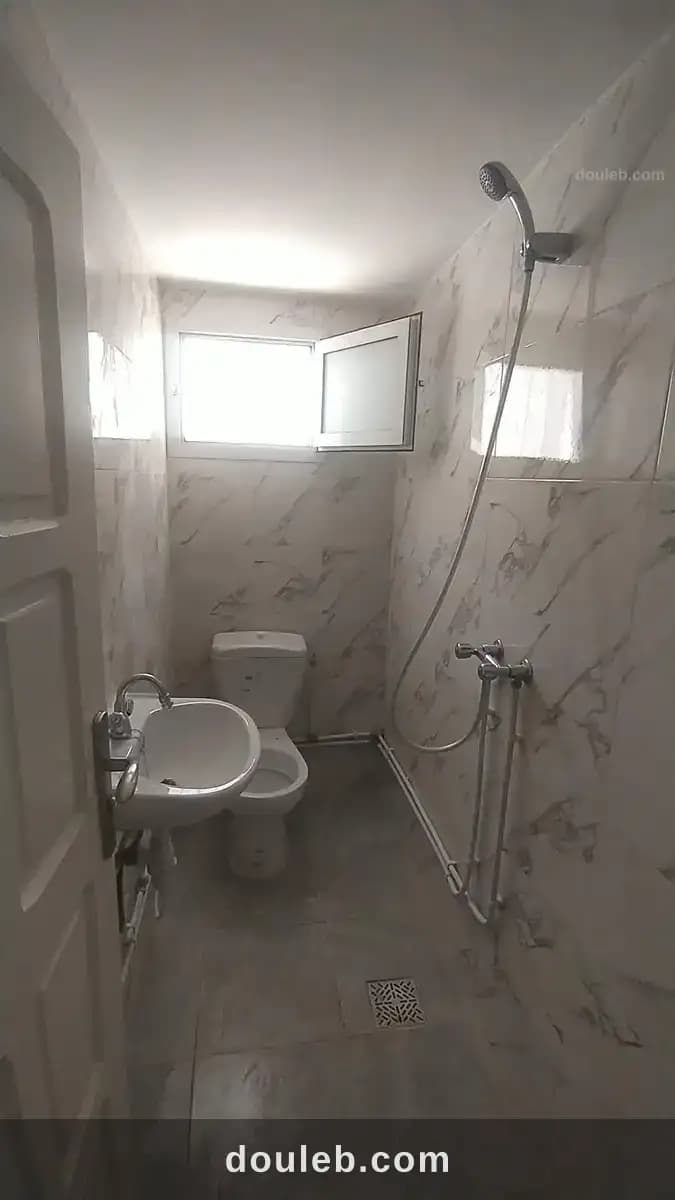 Studio pour ètudiant e ou fonctionnaire - Miniature 4