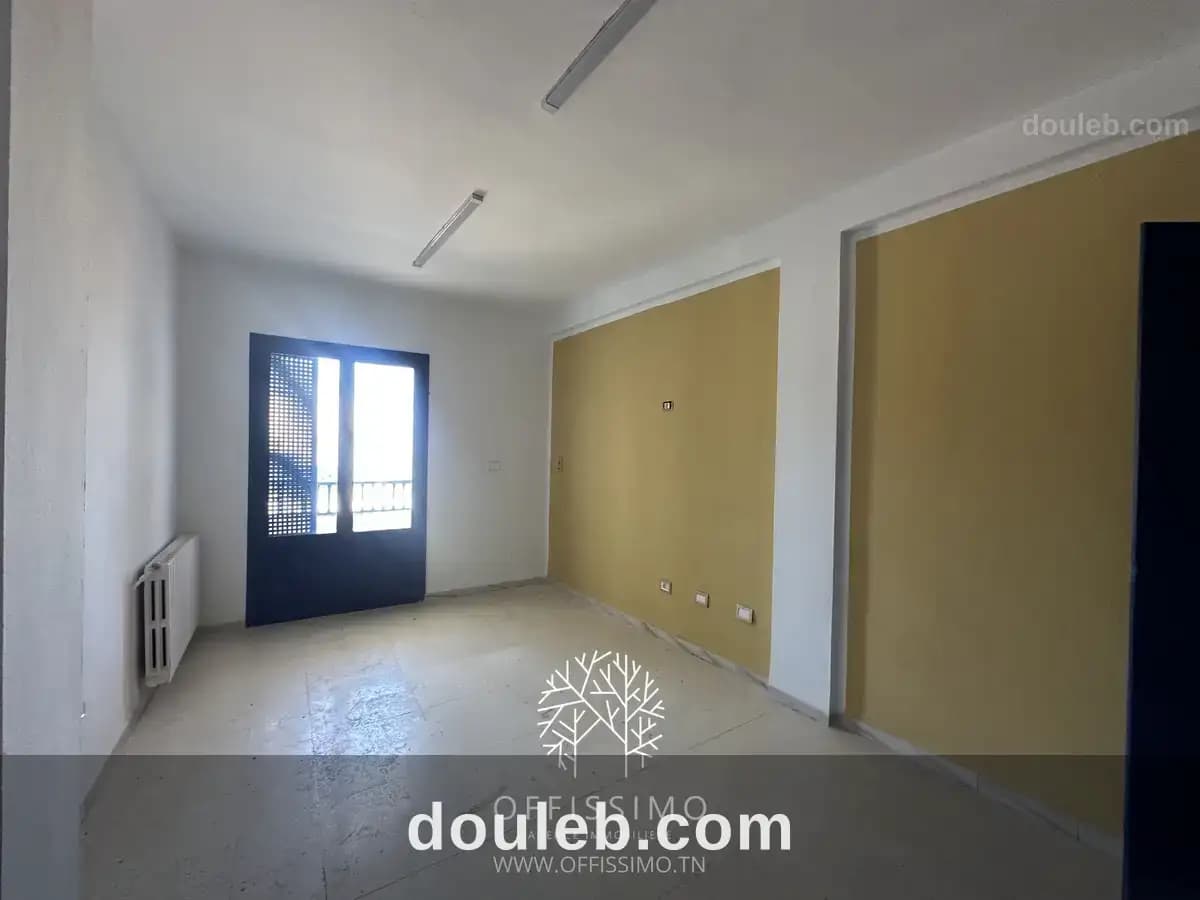 Bureau la marsa cabinet rue principale - Photo 1