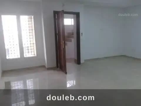 Etage de villa près monoprix à Manouba