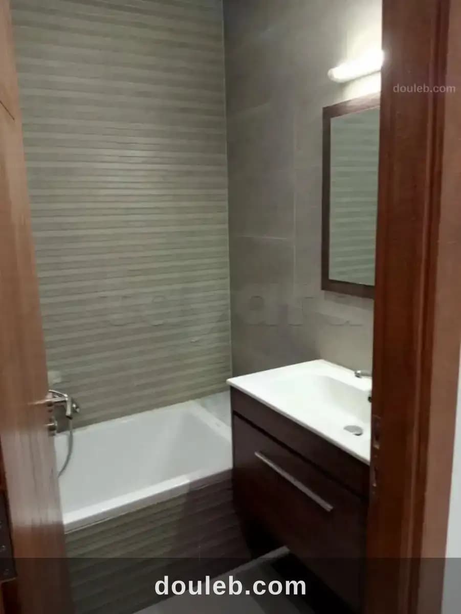 Un appartement s2 haut standing - Miniature 3