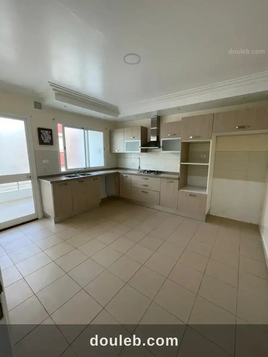 Etage de villa s2 à Ben Arous