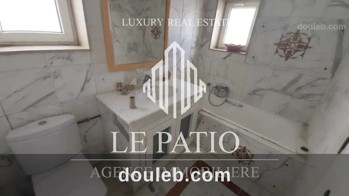 Villa meublé avec piscine a la marsa - Miniature 4