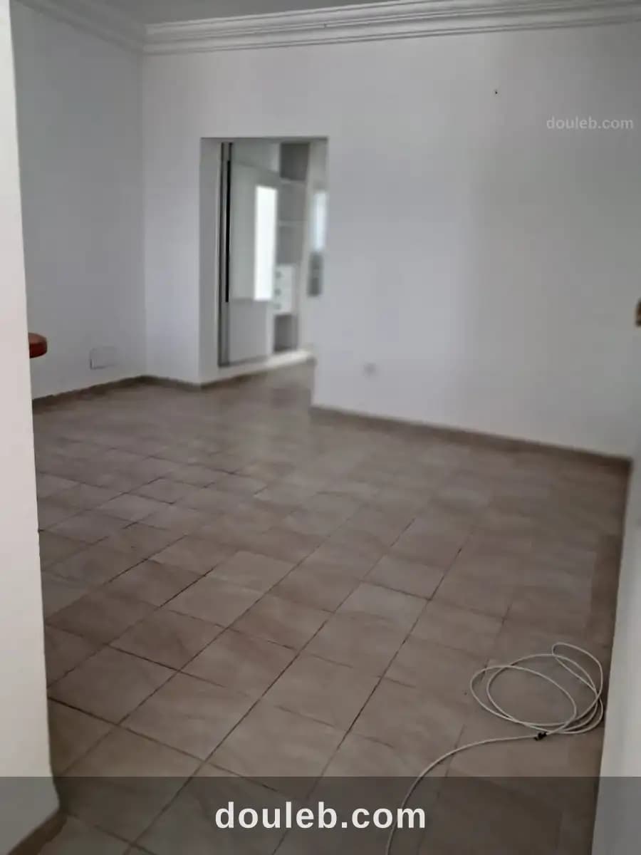 Menzah 7 joli étage villa s2 bien situé - Miniature 4