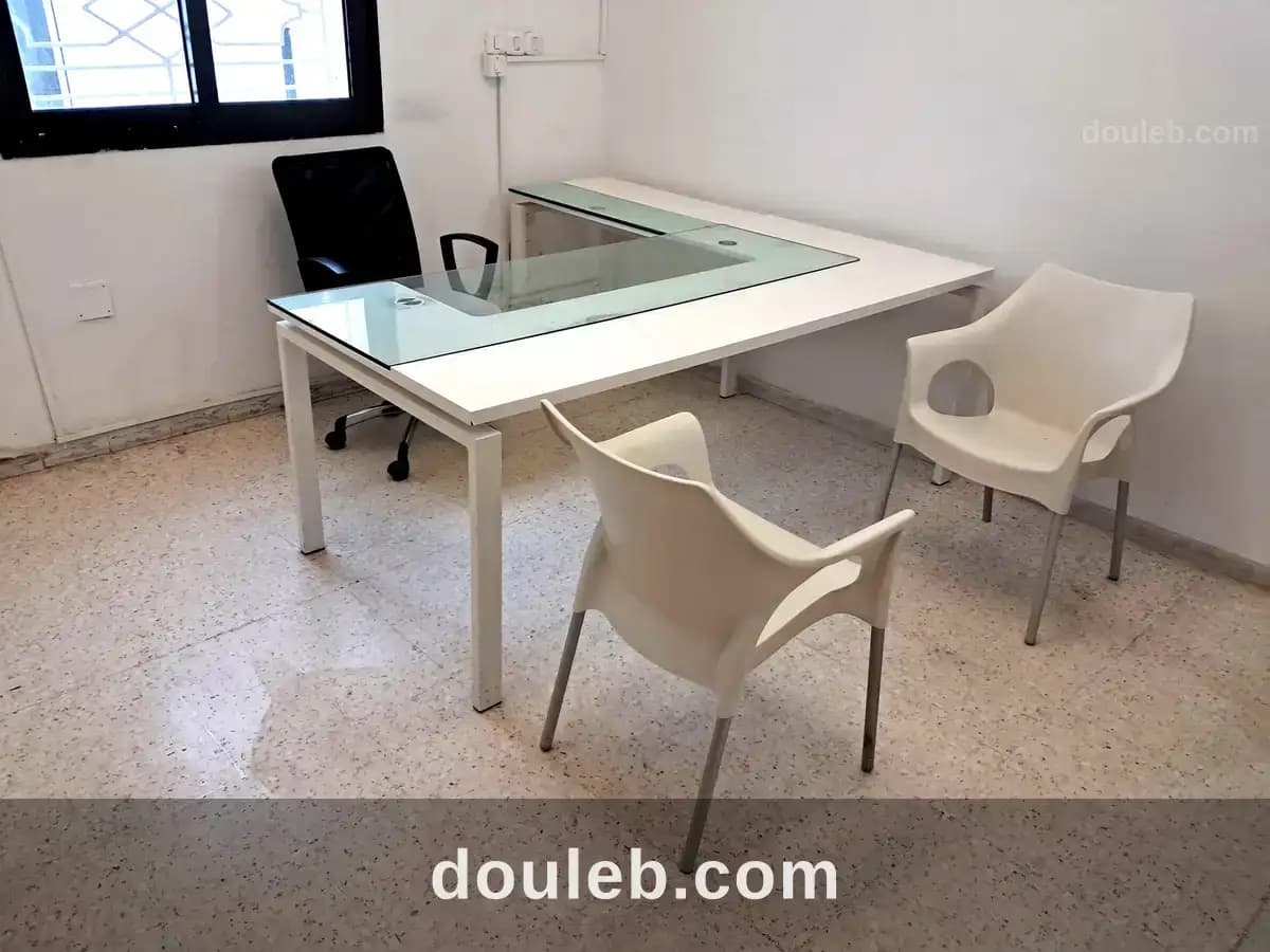 Bureau privé avec parking au centre urbain nord à Tunis